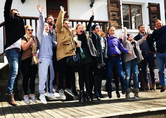 The Castle, 10 Bedroom Chalet, Centre 公寓式酒店 *