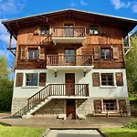 The Castle, 10 Bedroom Chalet, Centre 公寓式酒店 霞慕尼