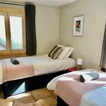 The Castle, 10 Bedroom Chalet, Centre 霞慕尼