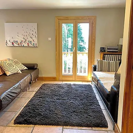 The Castle, 10 Bedroom Chalet, Centre Apart-hotel Chamonix