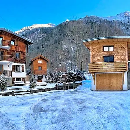 The Castle, 10 Bedroom Chalet, Centre Apart-hotel *