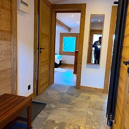Apart-hotel The Castle, 10 Bedroom Chalet, Centre *