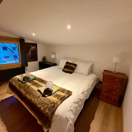 Aparthotel The Castle, 10 Bedroom Chalet, Centre *