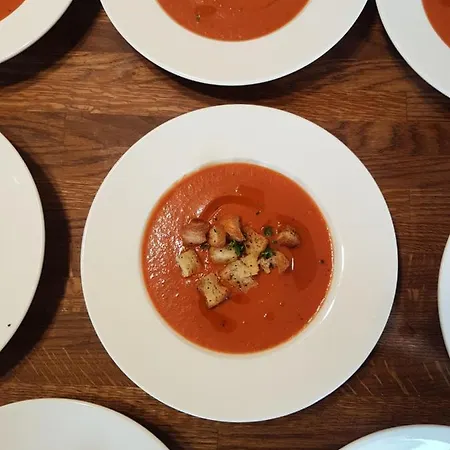 The Castle, 10 Bedroom Chalet, Centre שאמוני